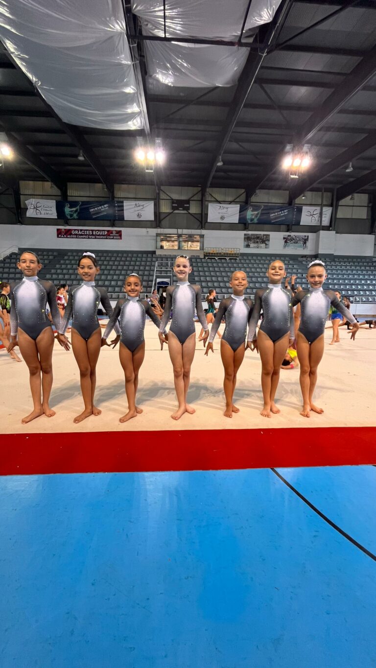 Chicas en el Nacional de Alcoy 2025