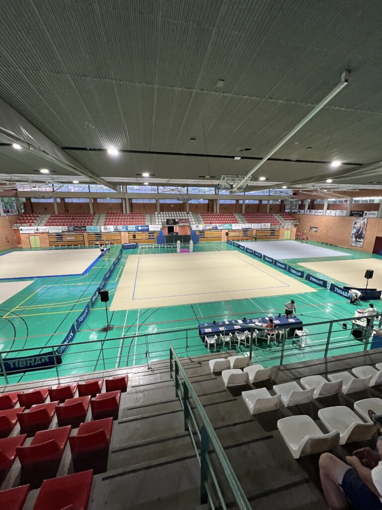 Preparados trofeos gimnasia rítmica Jávea septiembre 20206